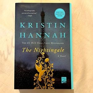 The Nightingale by Kristin Hannah book - #1 NYT bestseller